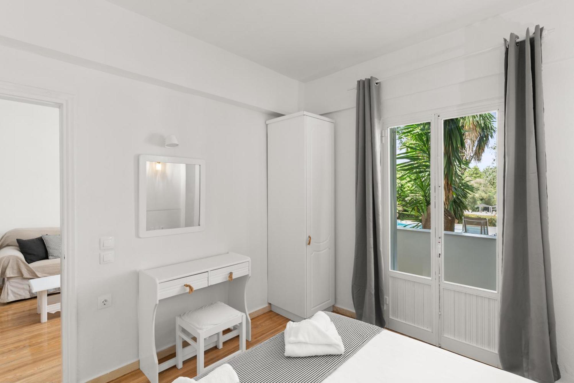 Mr And Mrs White Corfu Couples Retreat Adults Only Hotell Akharávi Eksteriør bilde